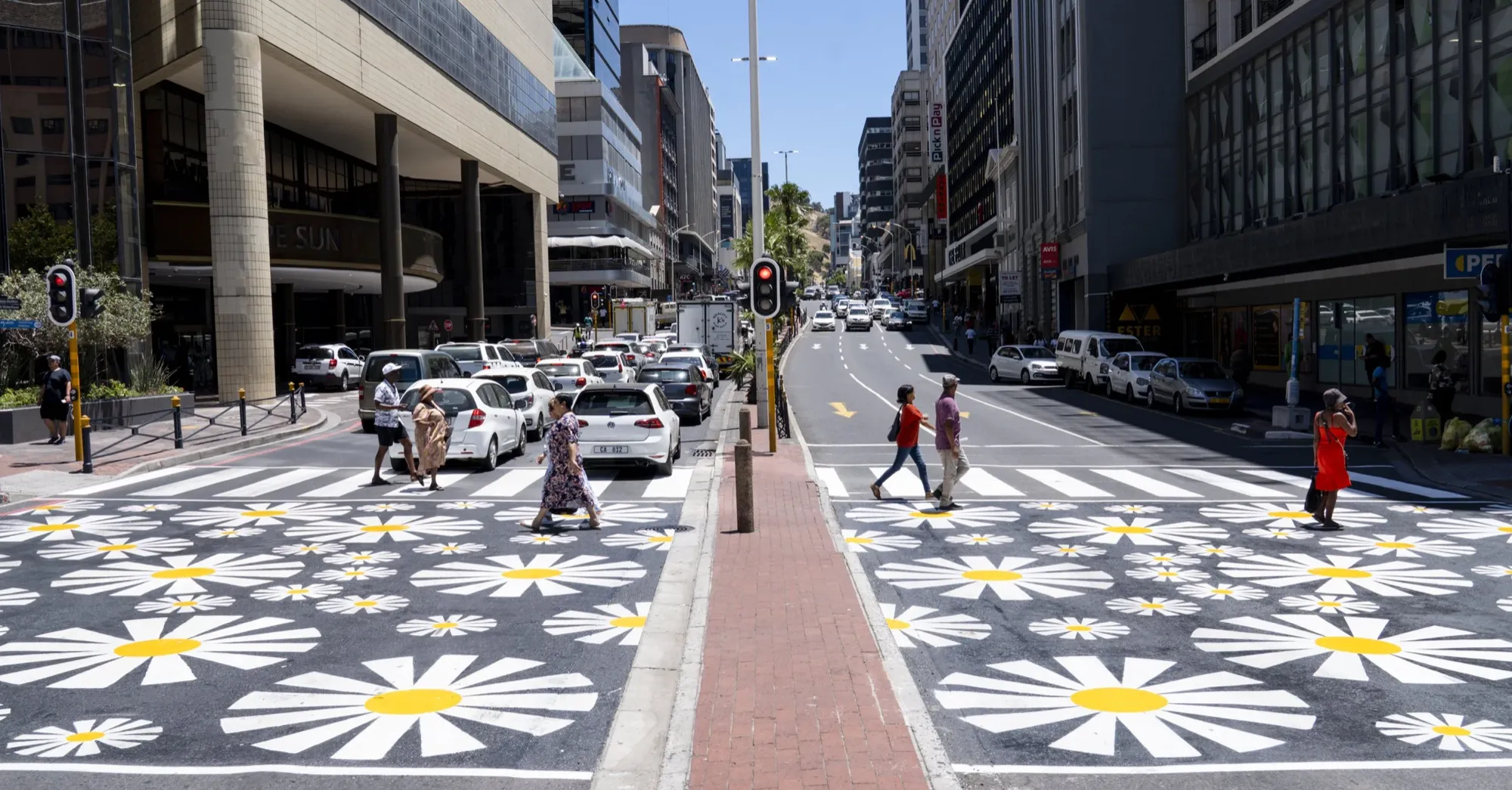 Crossing in context — Strand Street CBD — Strand Street Crossing, St George’s Mall / Strand Street, CBD
